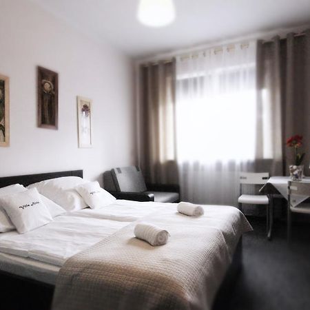 Villa Alris Bialystok Bagian luar foto